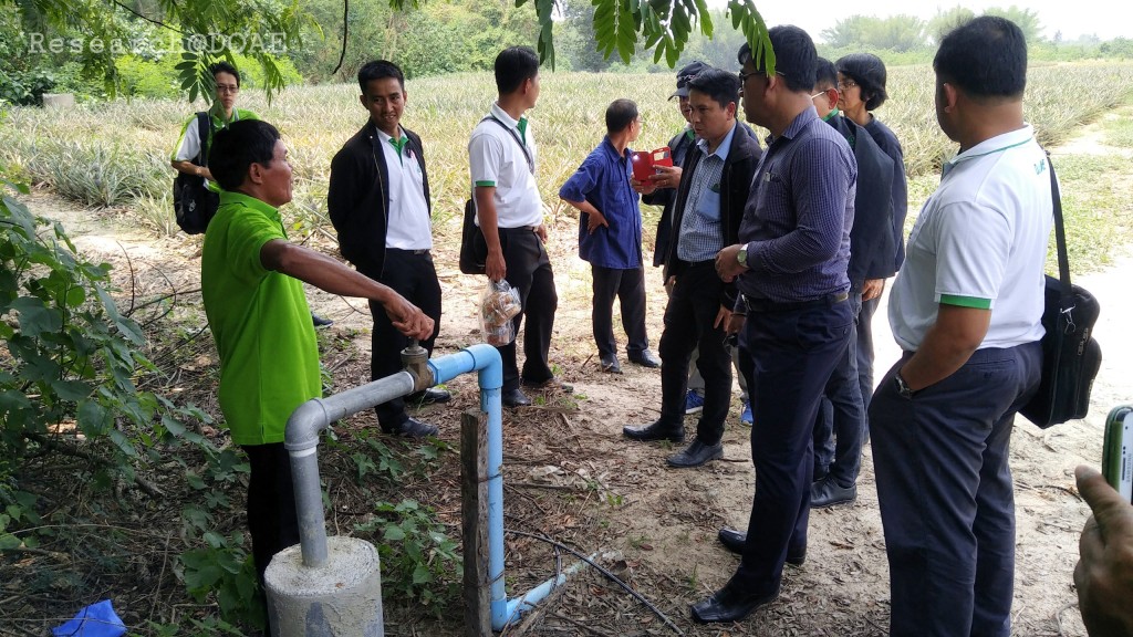 18-03-29-12-39-45-876_deco